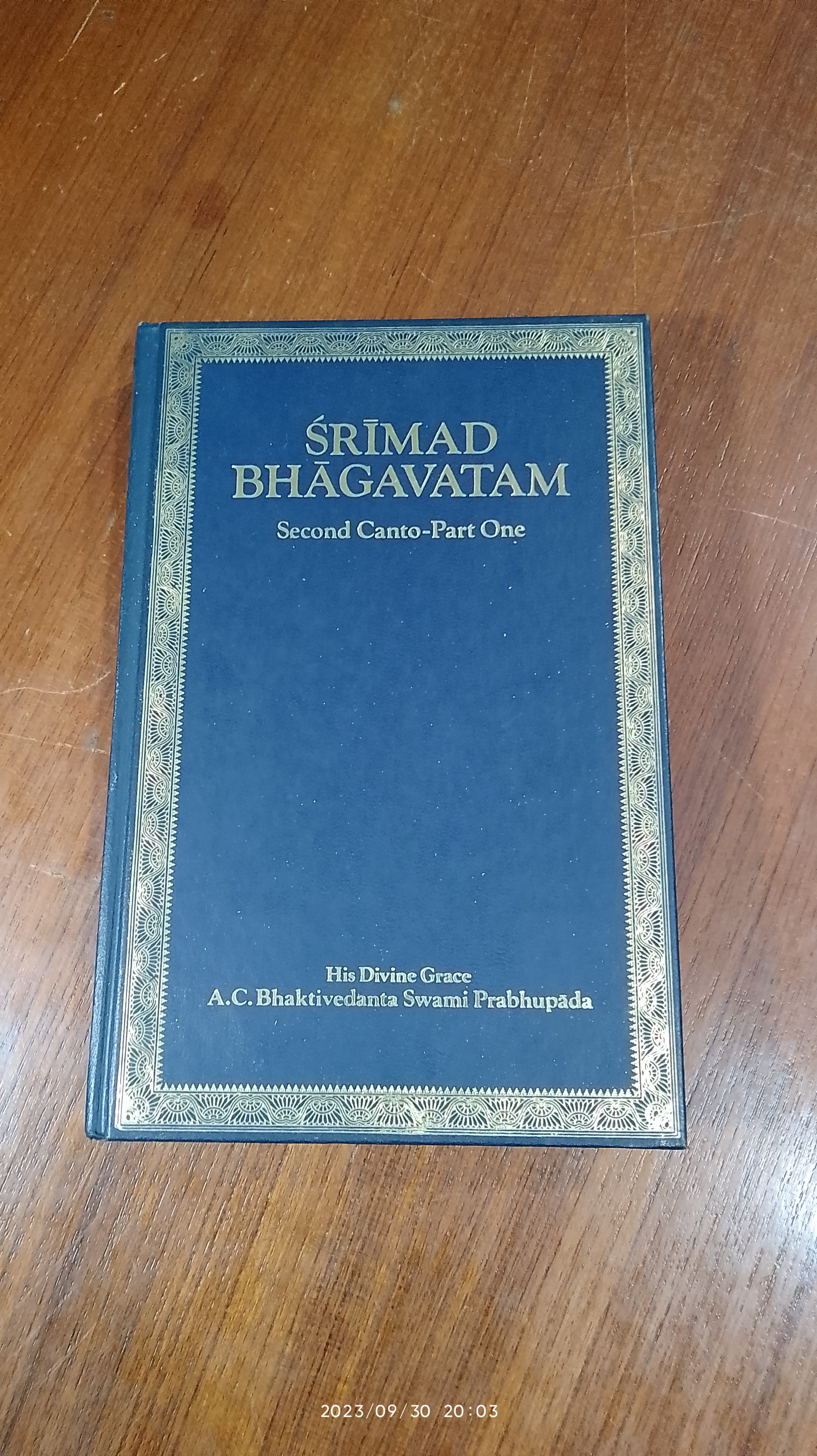SRIMAD BHAGAVATAM Second Canto "The Cosmic Manifestation"(Part One - Chapters 1-6) / His Divine Grace A. C. Bhaktivedanta Swami Prabhupada