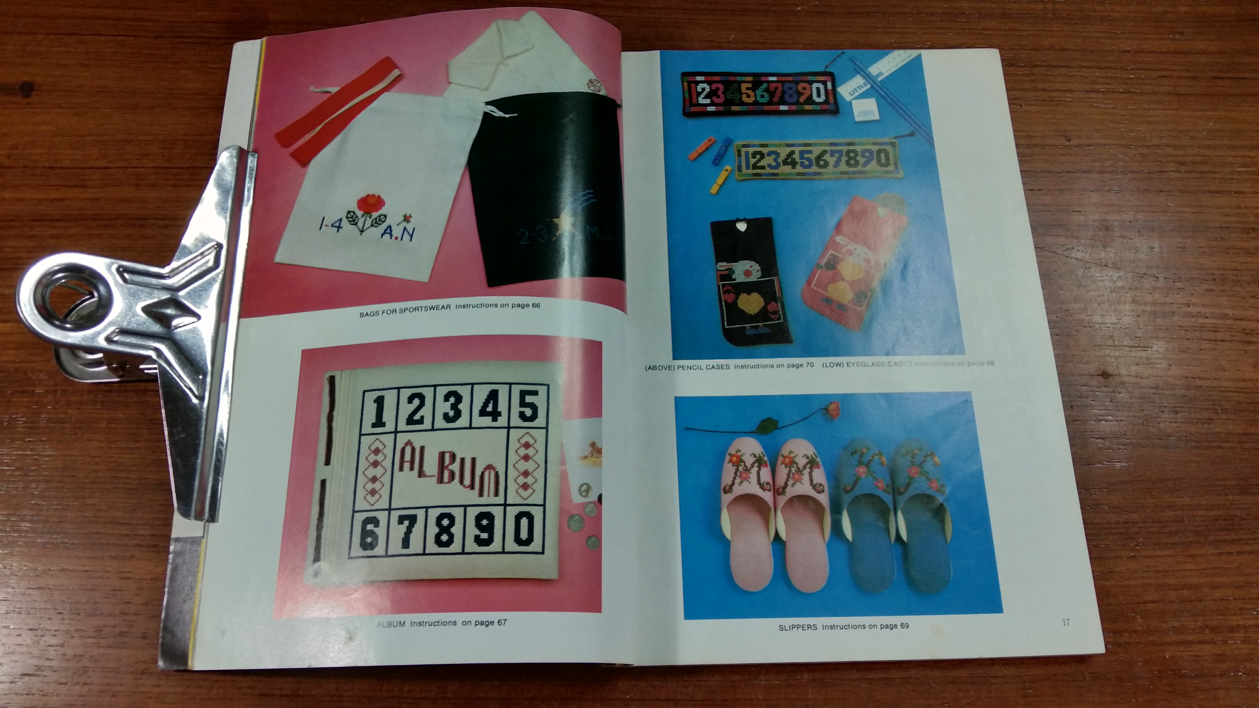 CROSS STITCH IN SMALL DESIGNS / ONDORI