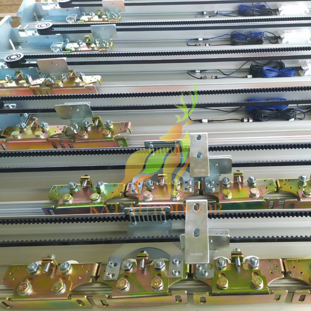 ชุดรางเลื่อนประตูอัตโนมัติ บานเลื่อนคู่กรอบอลูมิเนียม ขนาดรางยาว 4.80 ม. (ขายส่ง)