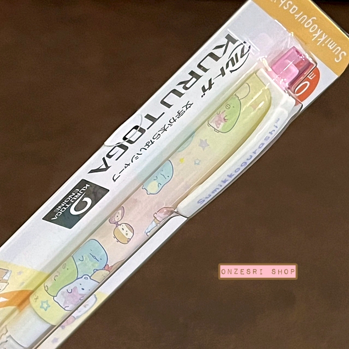 ดินสอกด Kurutoga ลาย Sumikko Gurashi Balloon Star สีส้ม หัว 0.5 แบรนด์นี้ขึ้นชื่อด้านมีระบบเหลาไส้เองในตัวดินสอ ทำให้เวลาเขียนเส้นจะคมชัดตลอด