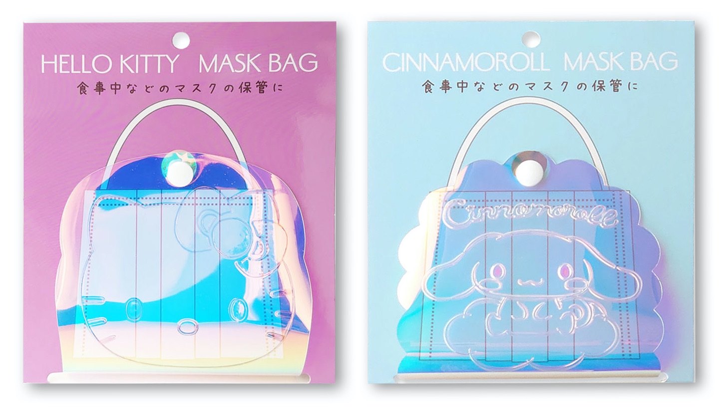 Sanrio Mask Bag แบบ Cinnamoroll เป็นที่เก็บหน้ากากอนามัยแบบพับได้ ทำจาก TPU เป็นโฮโลแกรมวิ้ง ๆ มีกระดุมติด เวลาเก็บแล้วเอาสายหน้ากากมาทำเป็นหูกระเป๋า ขนาด 12 x 12 x 1.5 ซม.