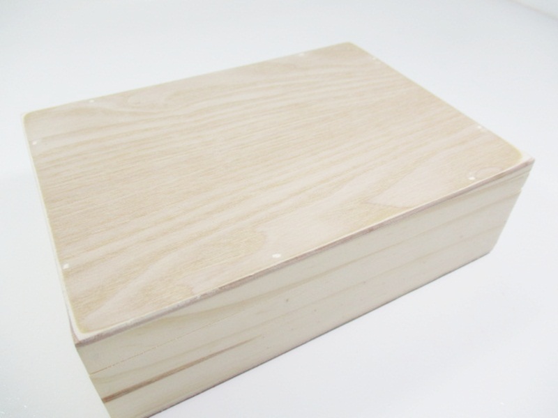 งานดิบกล่องไม้สนฝาครอบขนาด 13x18x6cm