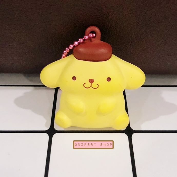 พวงกุญแจ Sanrio Characters Petanko Mascot Team Pink แบบ Pompompurin ขนาด 4.5 x 4.5 ซม.