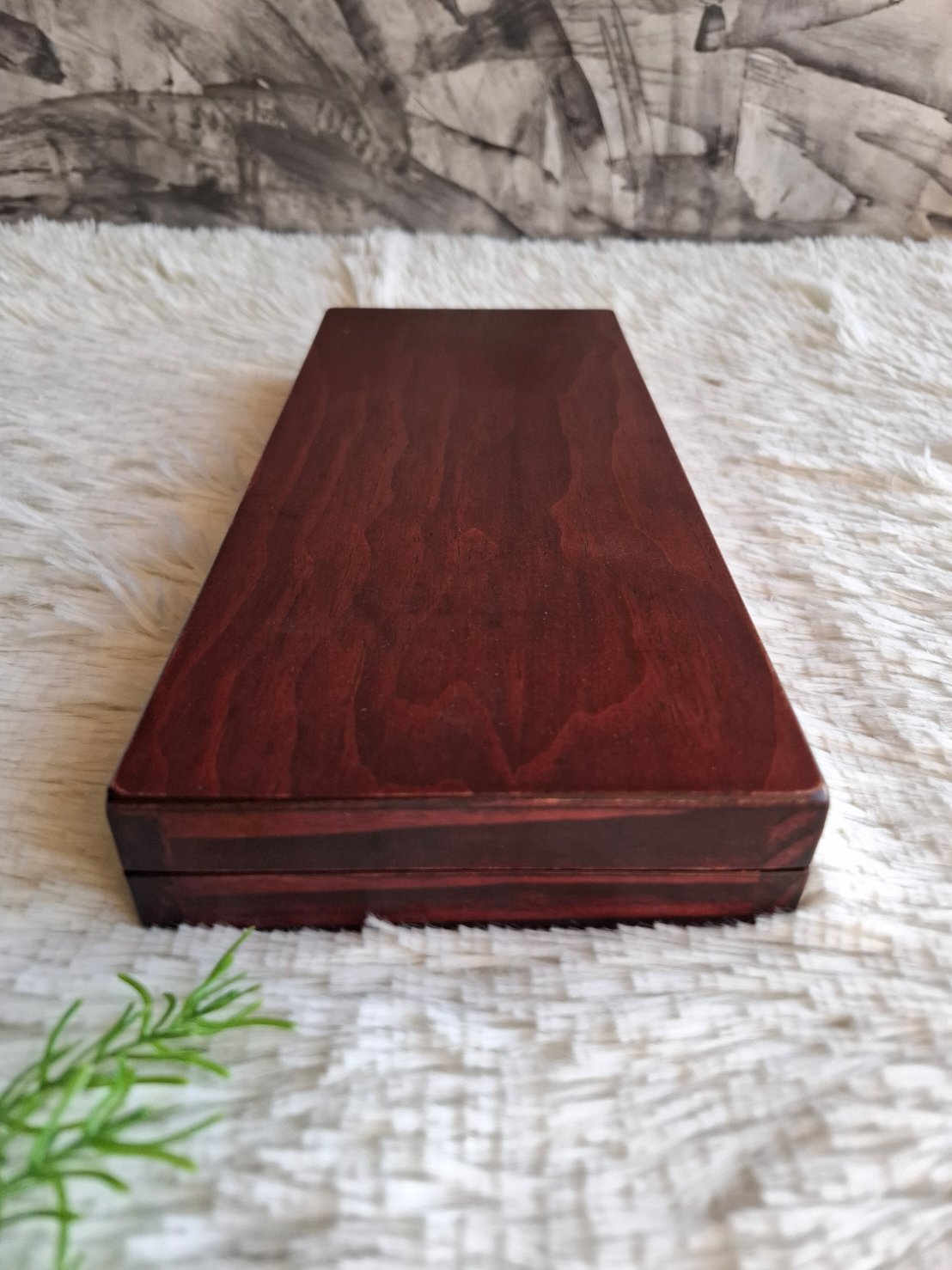 กล่องไม้ฝาครอบ