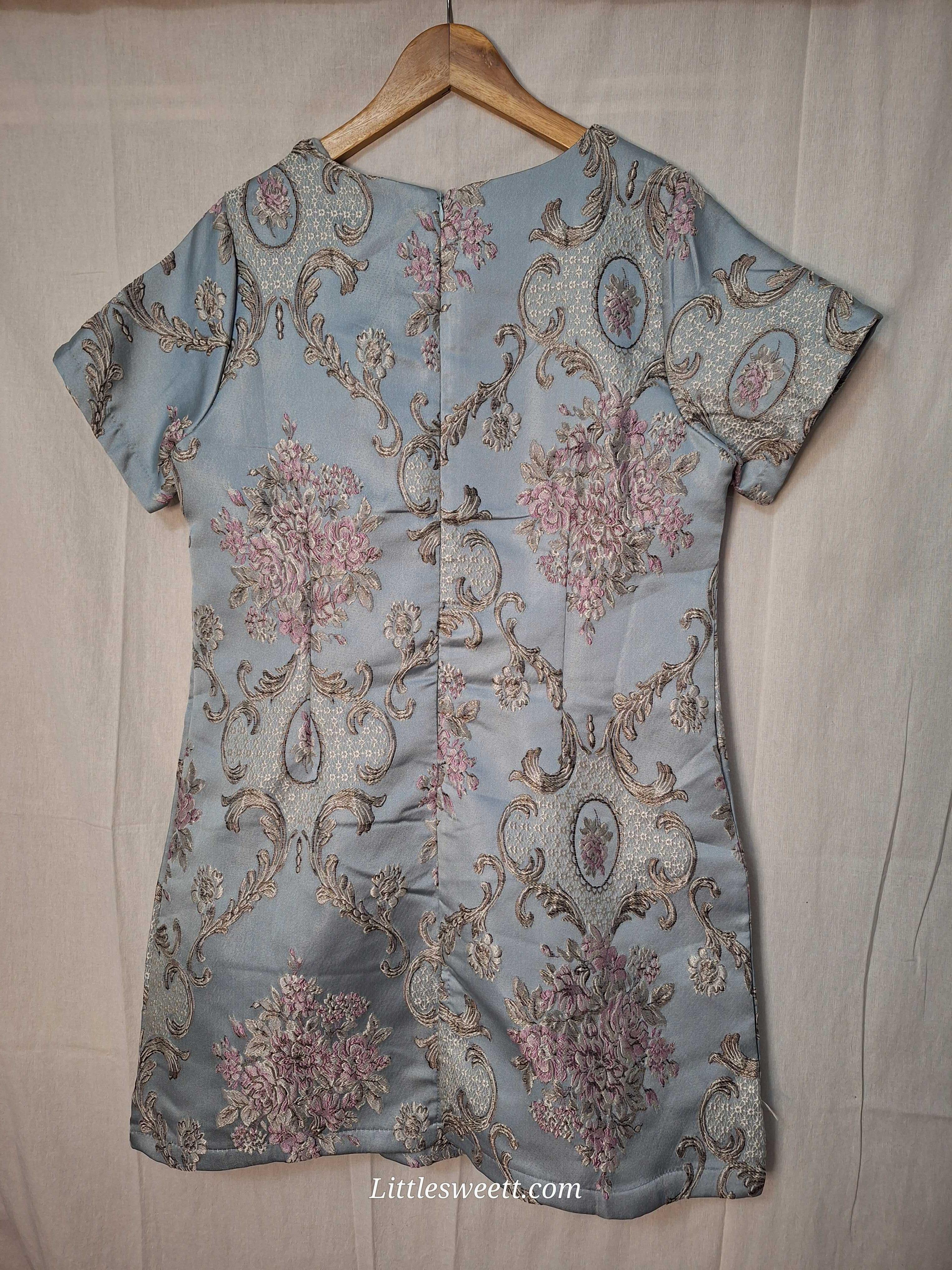 เดรสสั้นผ้าทอลายหลุยส์สีฟ้า งานป้าย NaNa ไซส์2XL