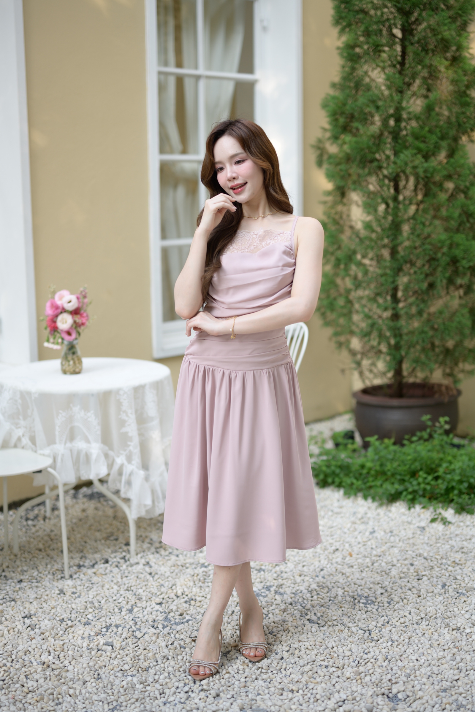 Elise Draped Lace Midi Dress : สีชมพู [Made by Pastel Time]