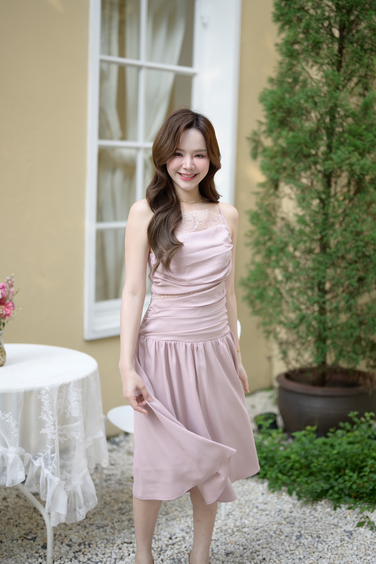 Elise Draped Lace Midi Dress : สีชมพู [Made by Pastel Time]