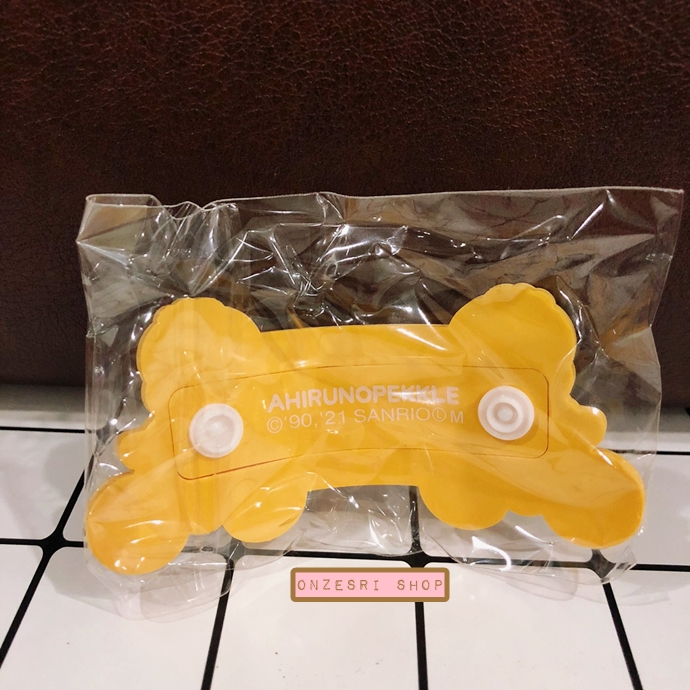 Sanrio Characters Hapidanbui Rubber Band แบบ Ahiru no Pekkle ขนาดกว้าง 10 ซม. เป็นที่รัดเก็บสายหูฟัง หรืออื่น ๆ ขนาดใหญ่ น่ารัก ทำจากยาง ด้านหลังมีกระดุมติด