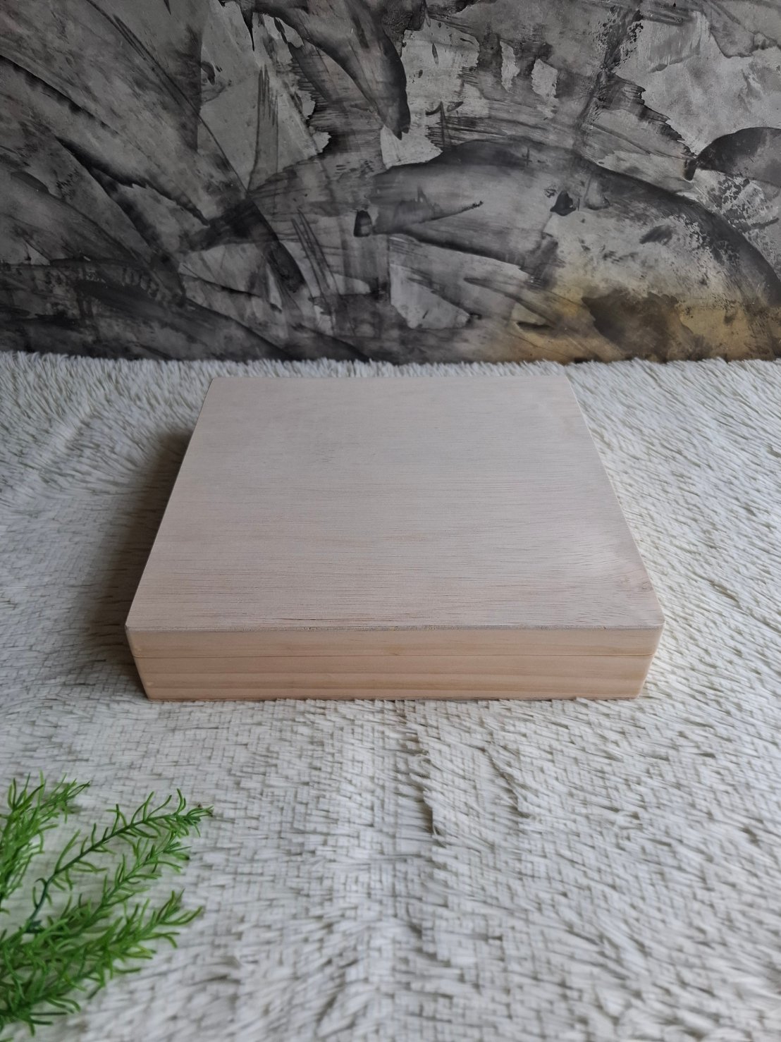 กล่องไม้สนฝาล็อคแบ่งช่อง