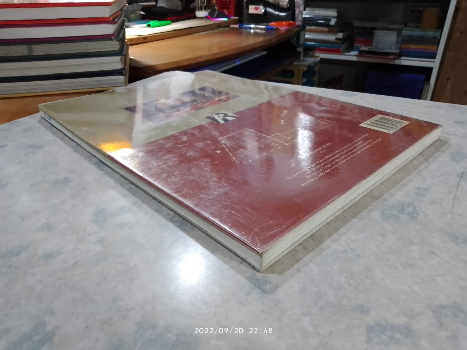 COMMERCIAL SPACE : BARS