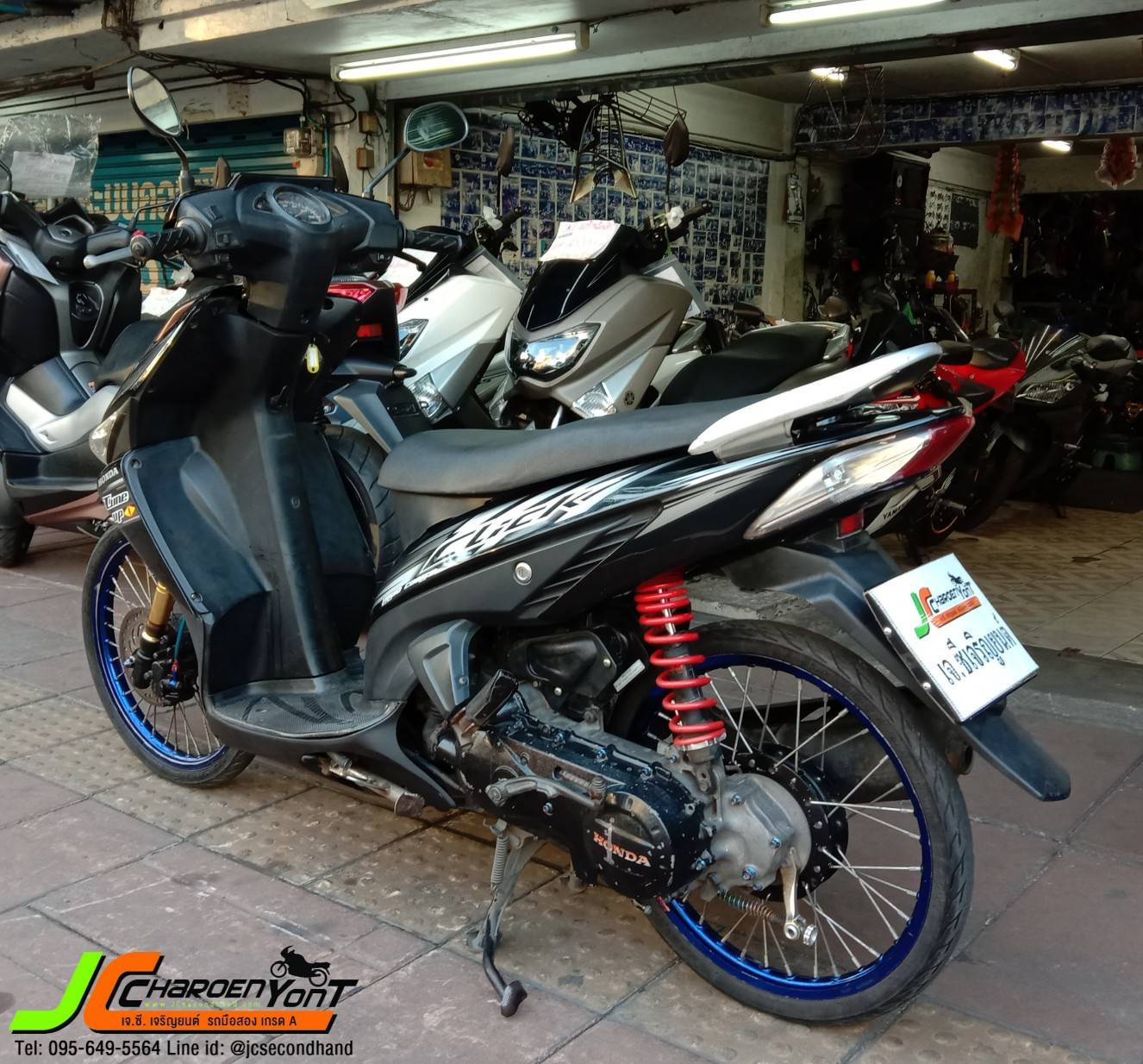 รถบ้านแต่งแนวๆราคาเบาๆ HONDA CLICK110 จดทะเบียนปลายปี 49 สภาพครบๆ รถพร้อมใช้งาน เครื่องแน่นๆแนววัยรุ่น ขี่ดีศูนย์ไม้เสีย ชุดสีสภาพดีทั้งคัน
