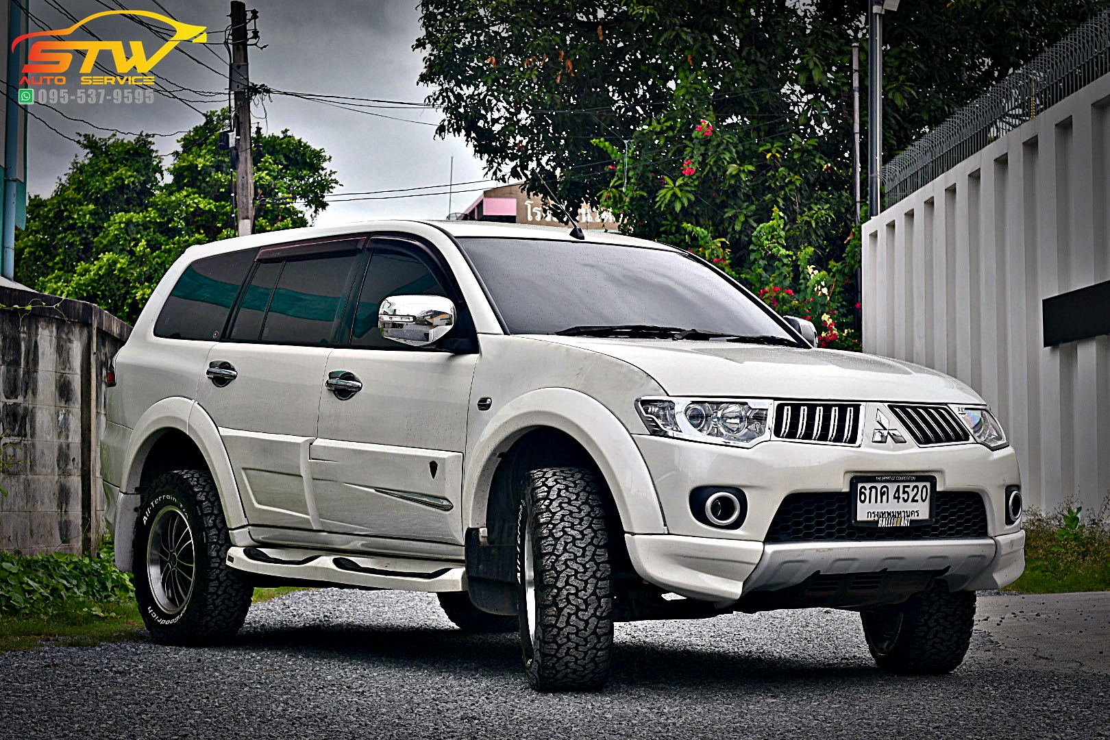 เปลี่ยนยาง MITSUBISHI PAJERO SPORT BF GOODRICH All-Terrain TA KO2 265/65R17 120/117s