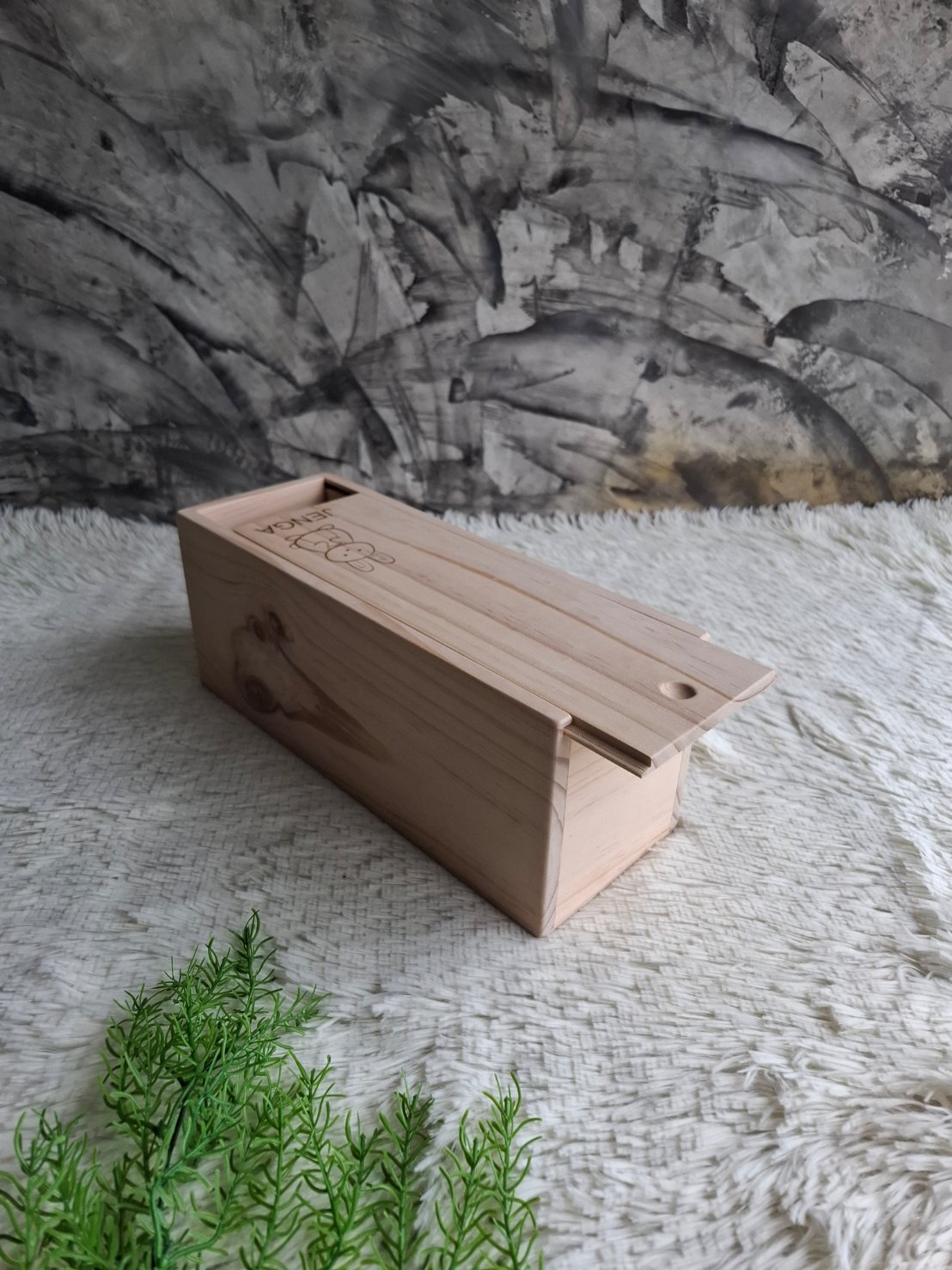 กล่องไม้ฝาแบบสไลด์