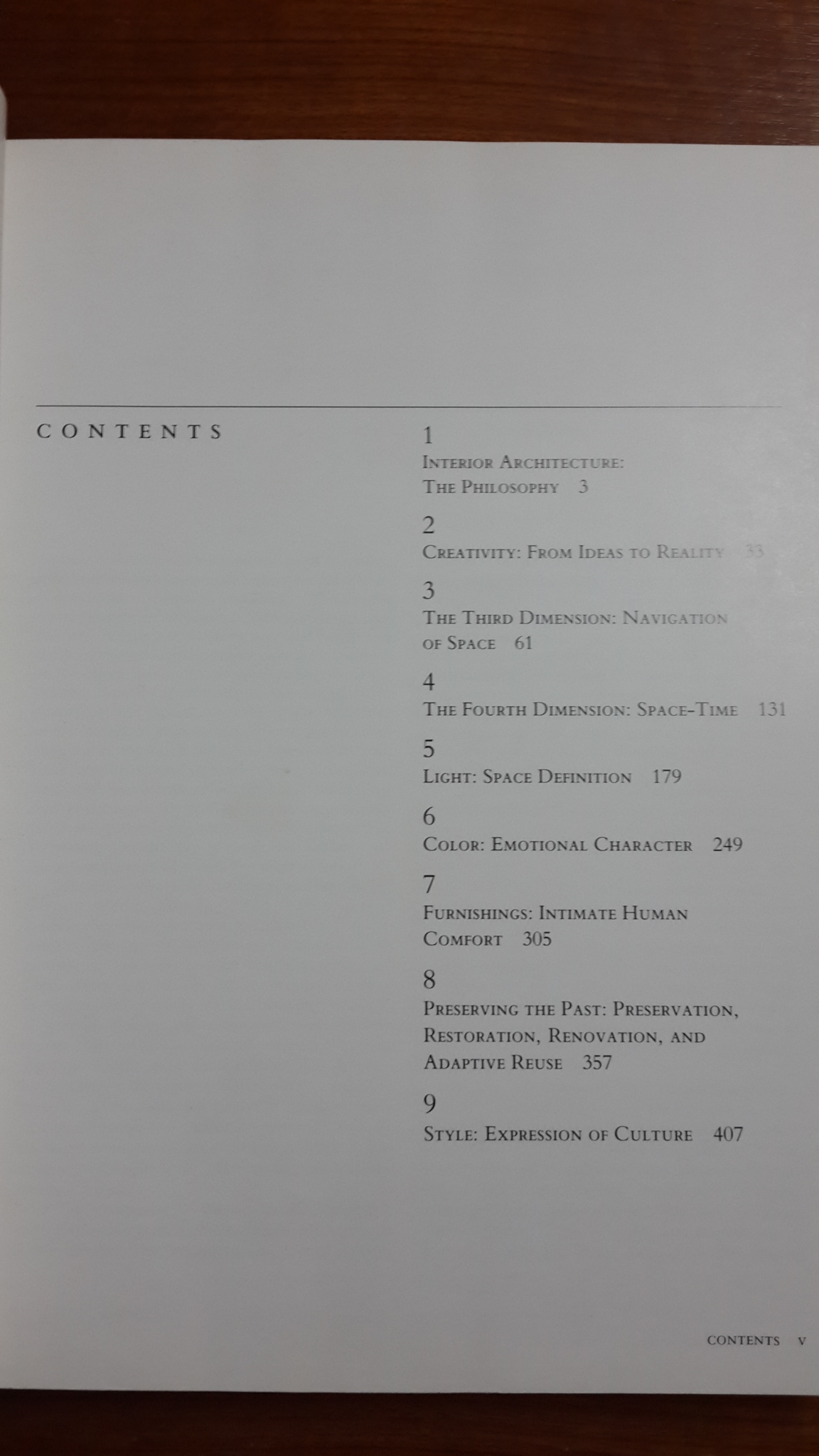 INTERIOR ARCHITECTURE / JOHN KURTICH,GARRET EAKIN