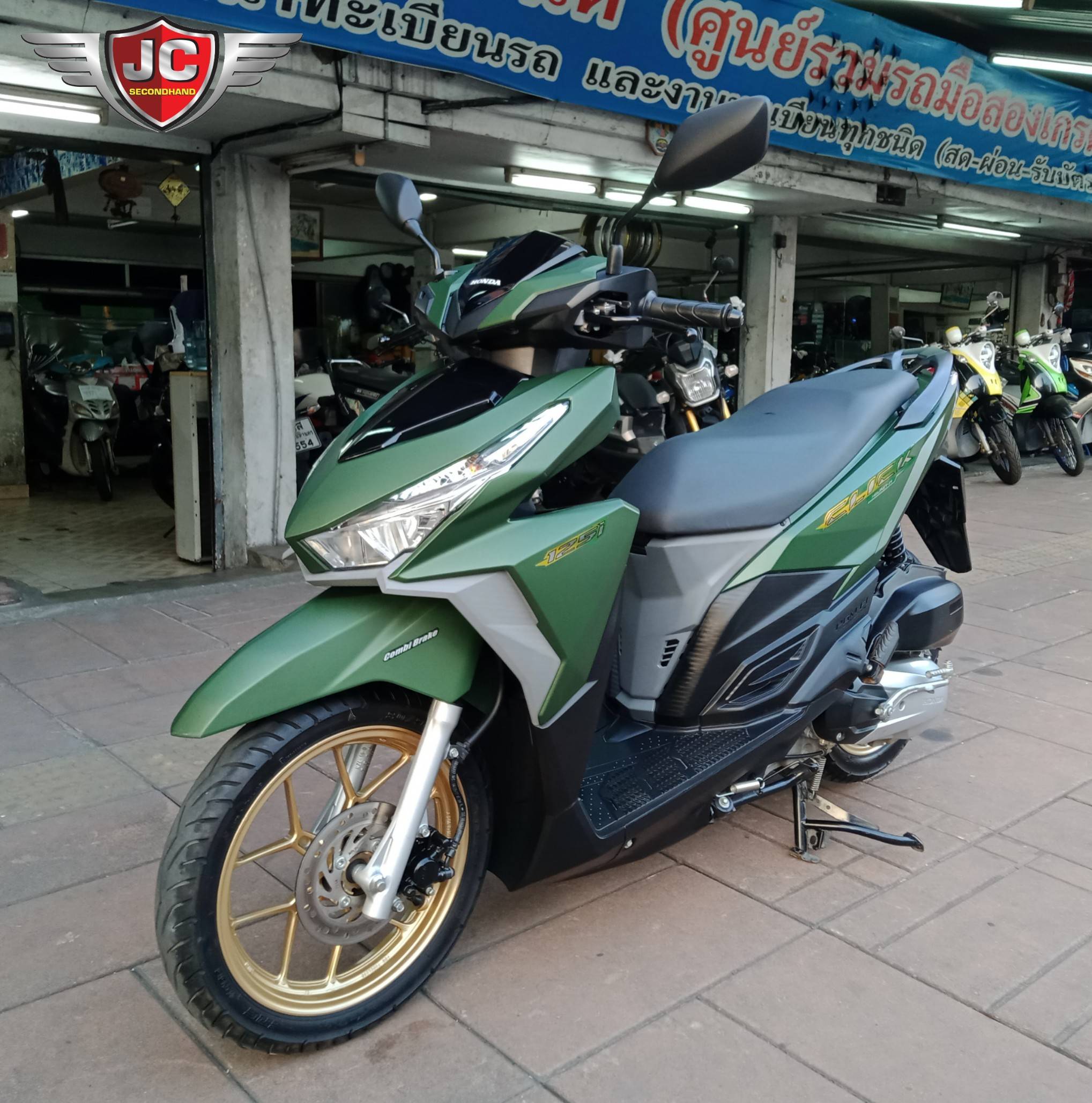 📢 รถบ้านมือเดียวเกรด🅰️'' HONDA CLICK125i รถปี 60 แท้ สภาพโคตรสวย แทบไม่มีตำหนิ ไมล์น้อย 6พันโล เครื่องแป๊ะมากสีโคตรปัง
