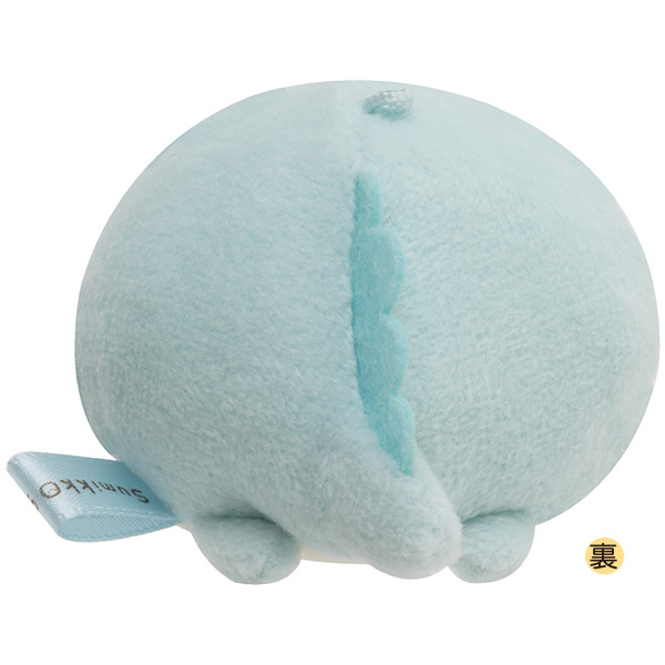 ตุ๊กตาเล็ก San-X แบบ Sumikko Gurashi (Tokage) ด้านบนมีที่ห้อย เอาโซ่หรือพวงกุญแจมาคล้องได้ ตรงตัวมีเม็ดถ่วงด้านใน ขนาด 5 x 6 x 6 ซม.
