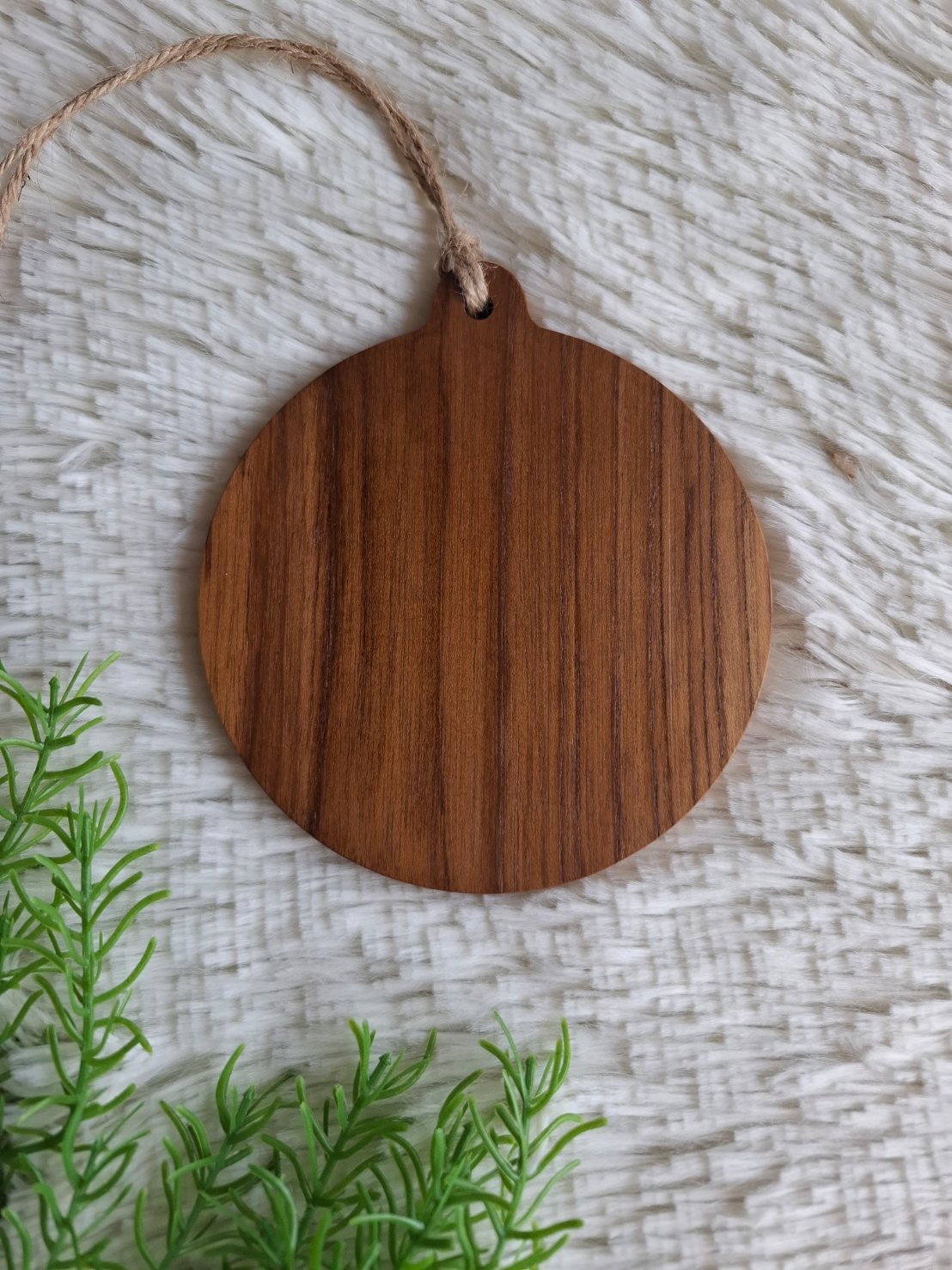 ป้ายแขวนไม้สัก