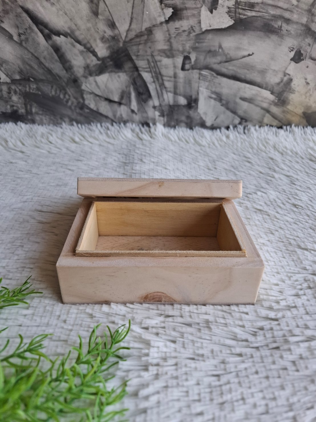 กล่องไม้สนแบบฝาครอบ