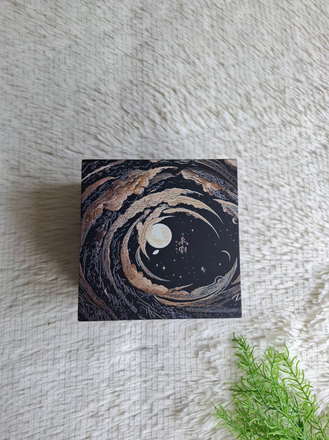 ถาดไม้สีดำ