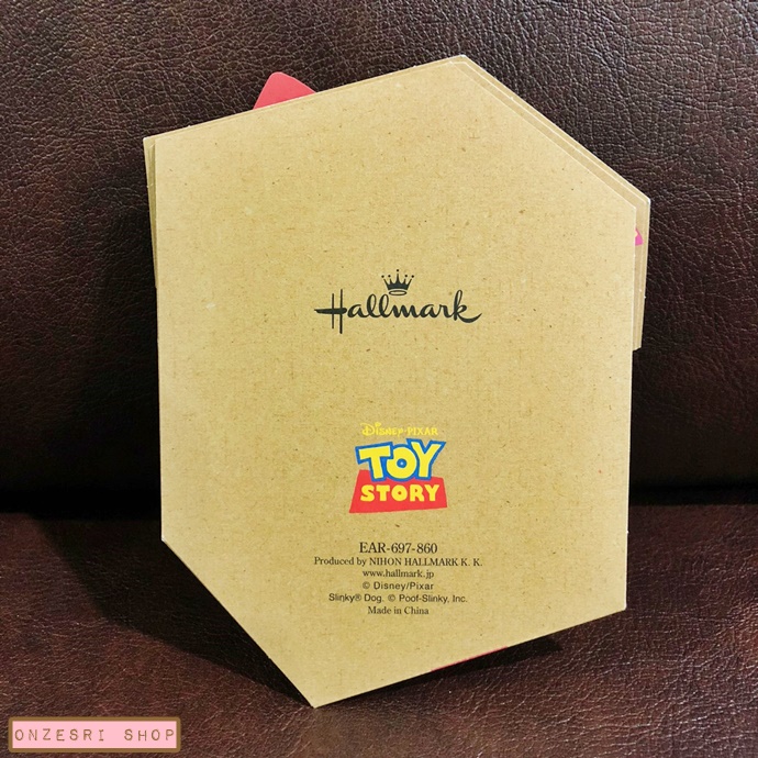 Toy Story Pop Up Birthday จาก Hallmark Japan การ์ดอวยพรลายกล่องของขวัญ เปิดออกมาได้น่ารัก ขนาด 13.2 x 10 ซม.