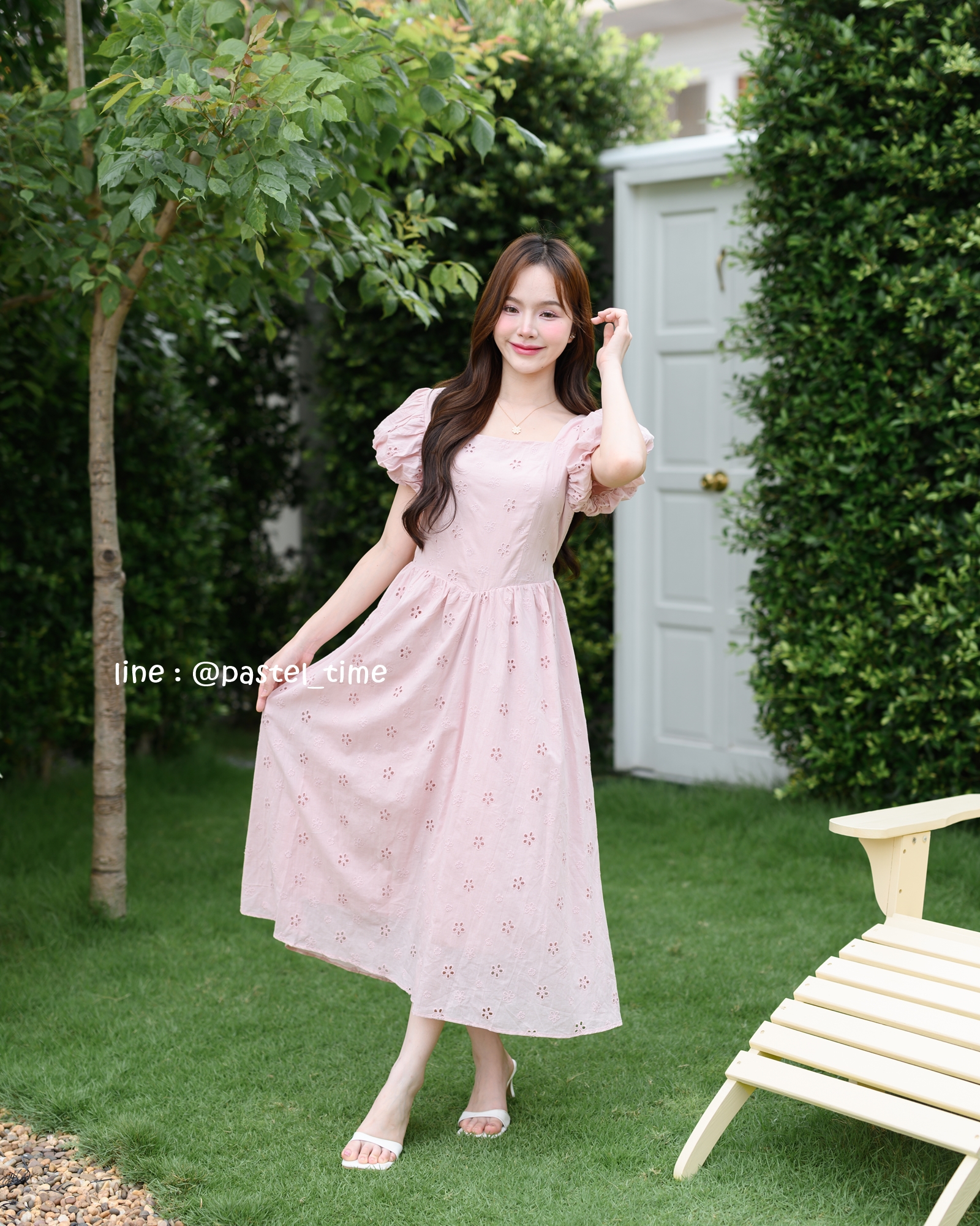 Princess Lace Midi Dress : สีชมพู