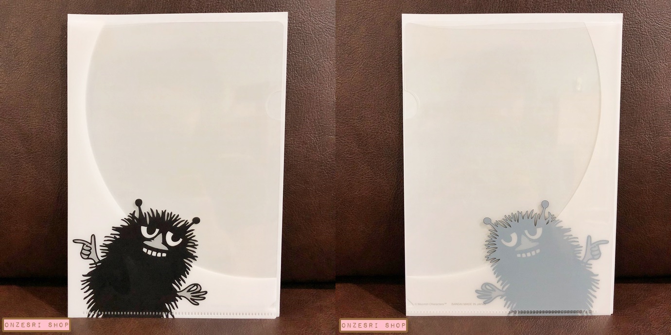 แฟ้มเล็กขนาด A5 ขนาด 14.5 x 20.5 ซม. Moomin Mini Clear File เป็นแฟ้มใสแบบเห็นข้างใน มาพร้อมซองกระดาษใส่ลายเฉพาะ ไม่มีวางจำหน่ายทั่วไป ต้องกดตู้ที่ญี่ปุ่นมา มี 6 แบบให้เลือก