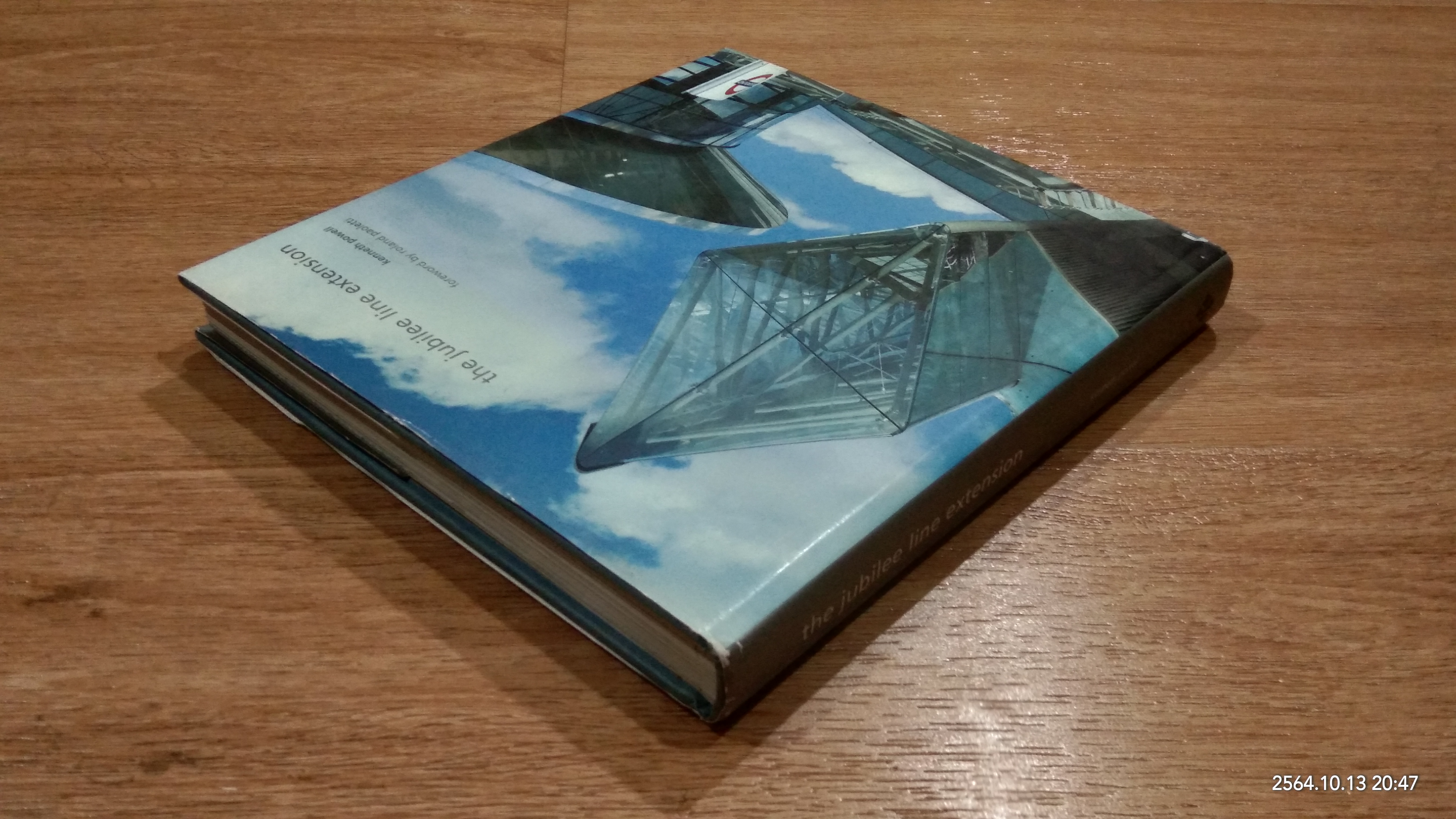 the jubilee line extension / kenneth powell