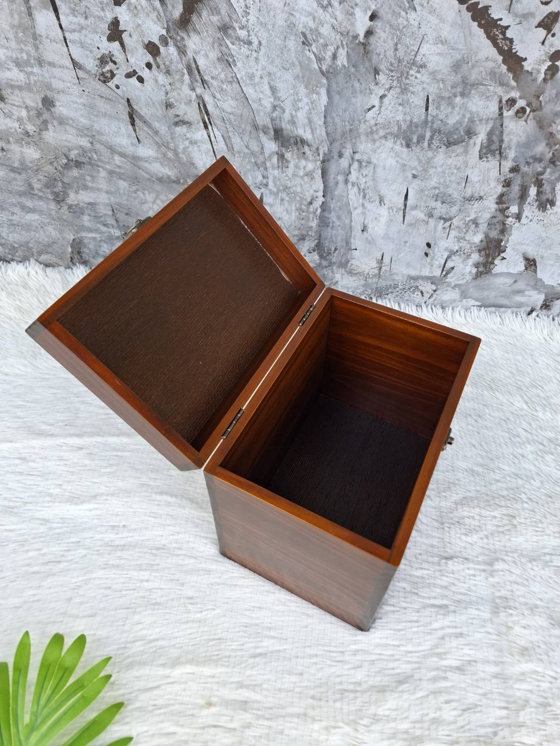 กล่องเก็บโกศอัฐิ