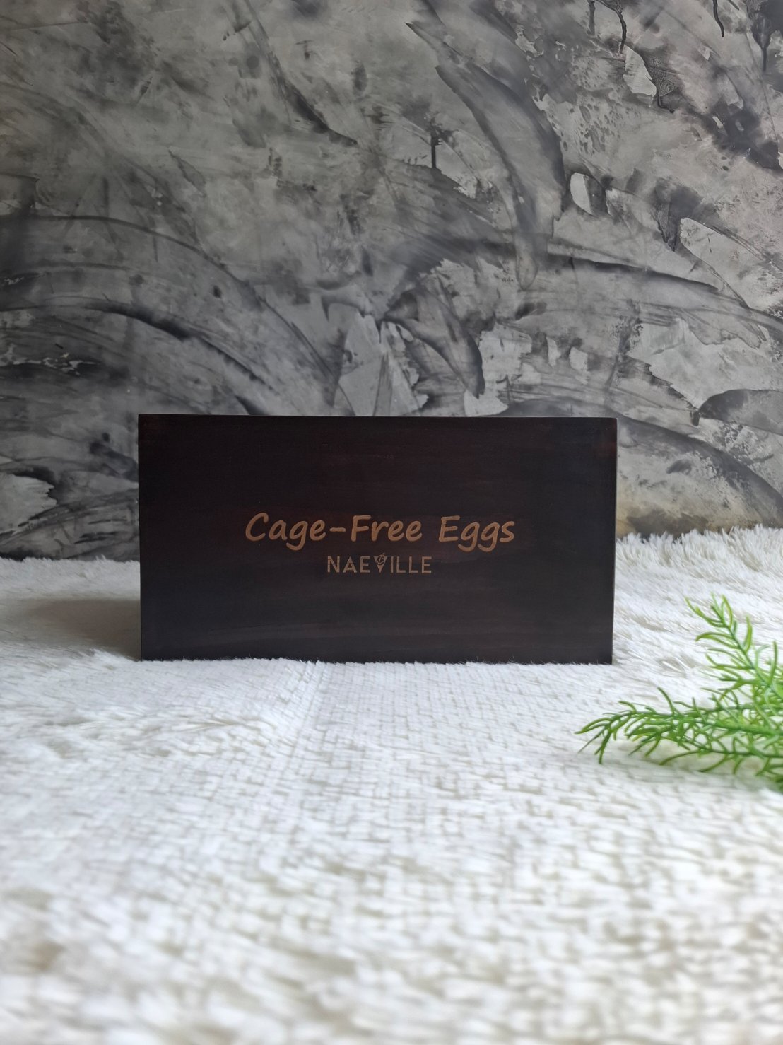 ถาดไม้สน