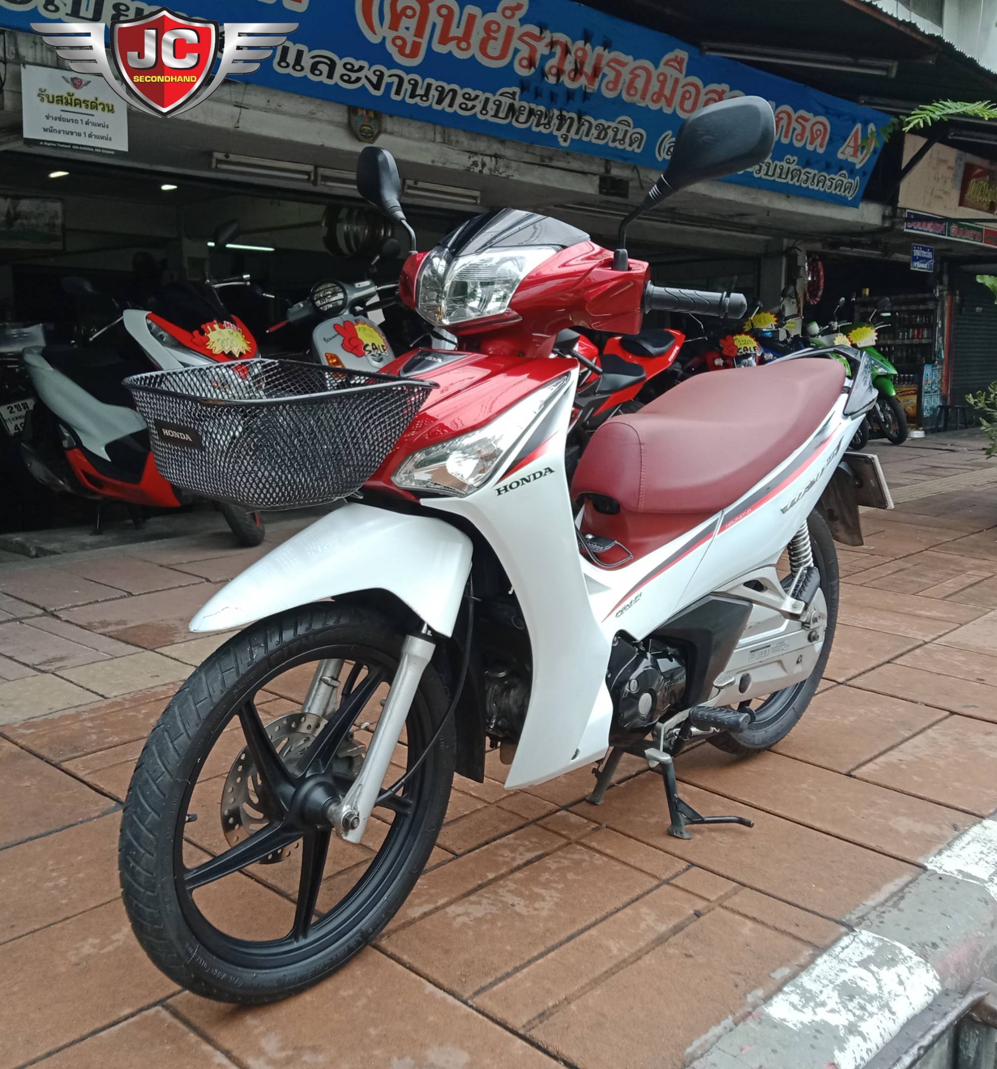 มาใหม่อีกคัน "รถบ้านมือเดียวยอดฮิต" HONDA WAVE125I สตาร์ทมือ+ล้อแม็ก จดกลางปี 61 เครื่องเดิมไม่แกะ ชุดสีแท้ทั้งคัน