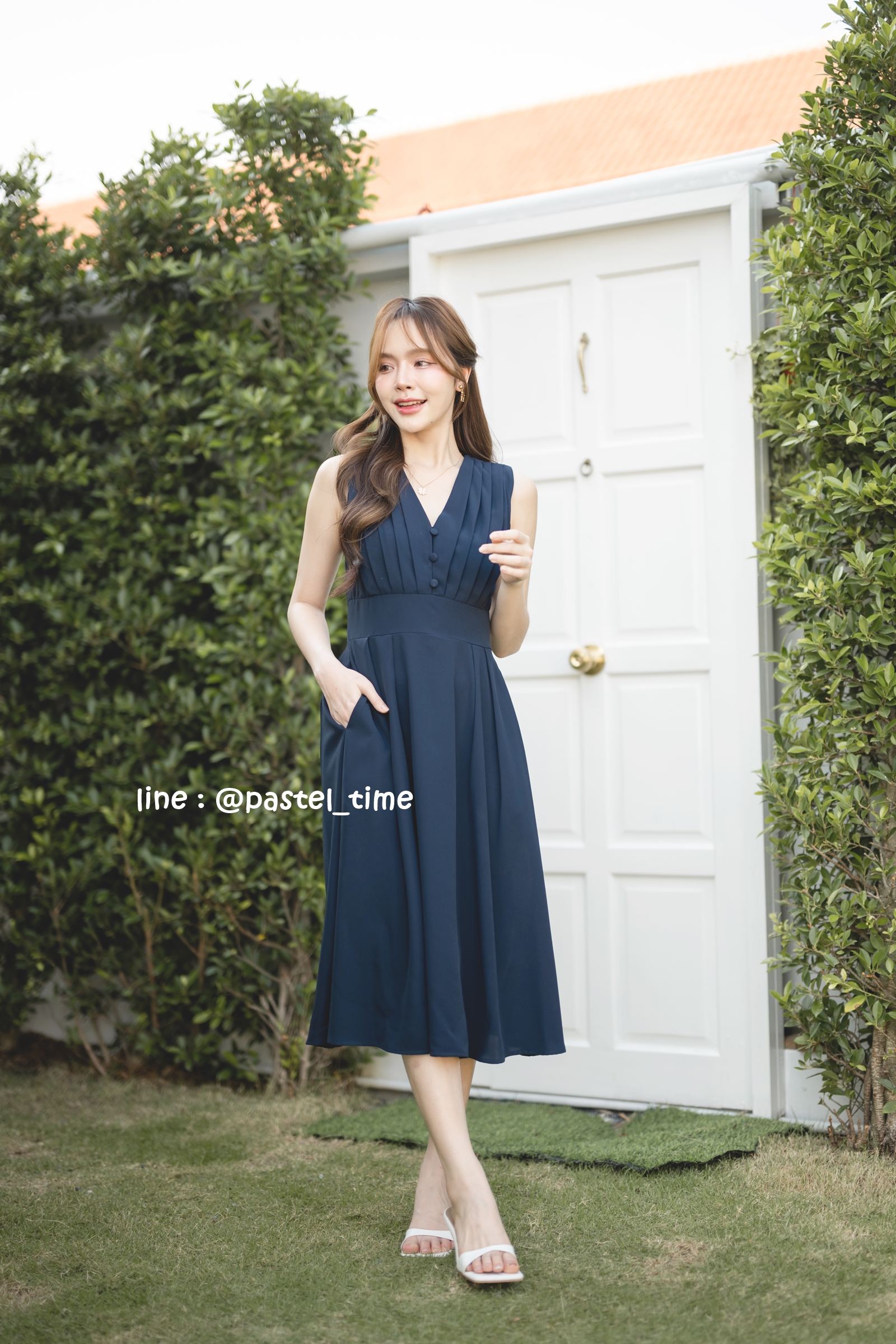 Aubrey Midi Dress : สีกรม **มีแต่XL**