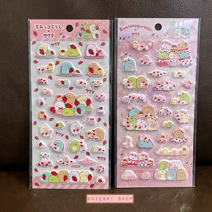 สติกเกอร์แบบนูน Sumikko Gurashi x Sakuma Strawberry Milk Candy Sticker ขนาด 20 x 9.5 ซม. มี 2 แบบให้เลือก