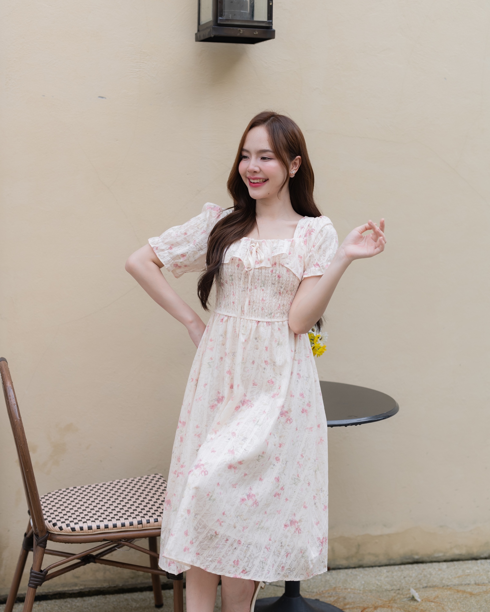 Florence Vintage Dress : ลายดอกไม้สีชมพู
