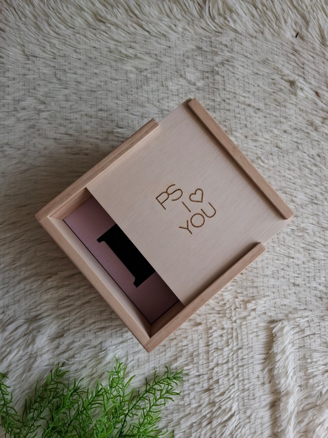 กล่องไม้ฝาสไลด์