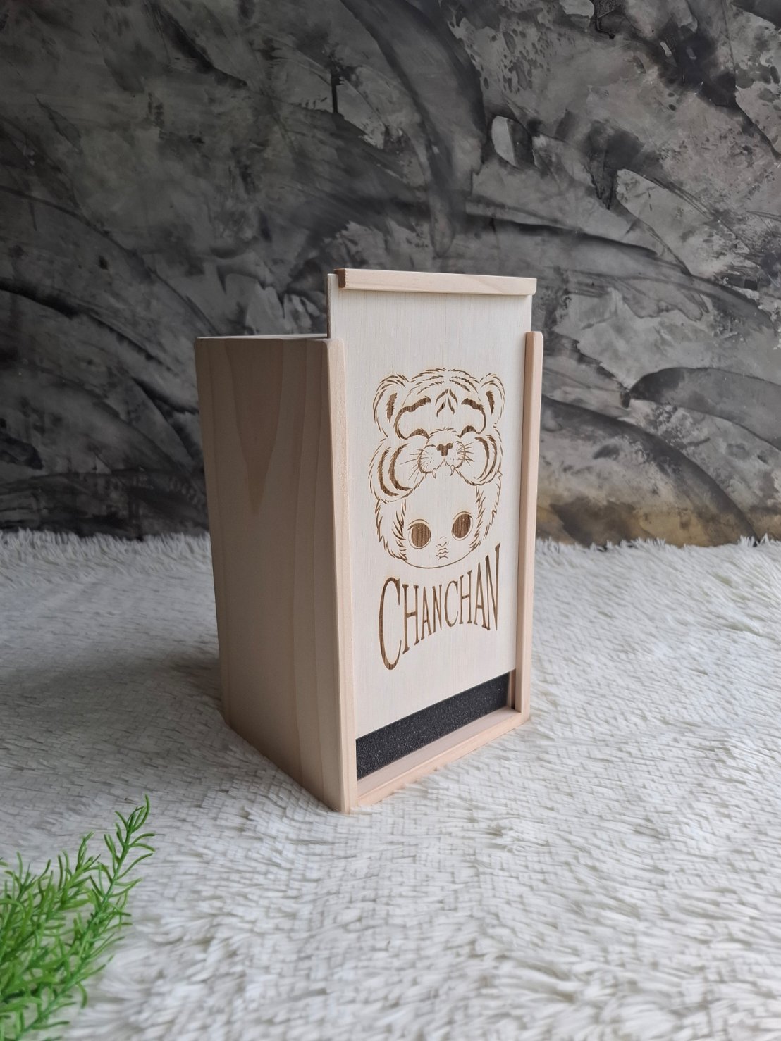 กล่องไม้ใส่งานโมเดล