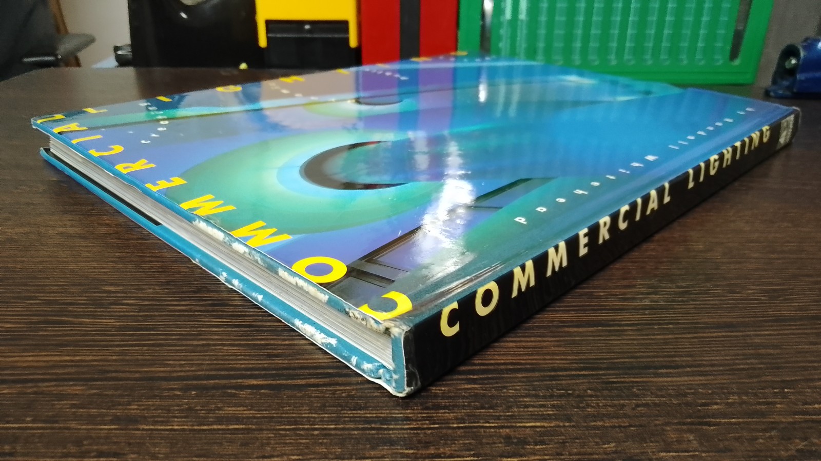 COMMERCIAL LIGHTING / Randall Whitehead