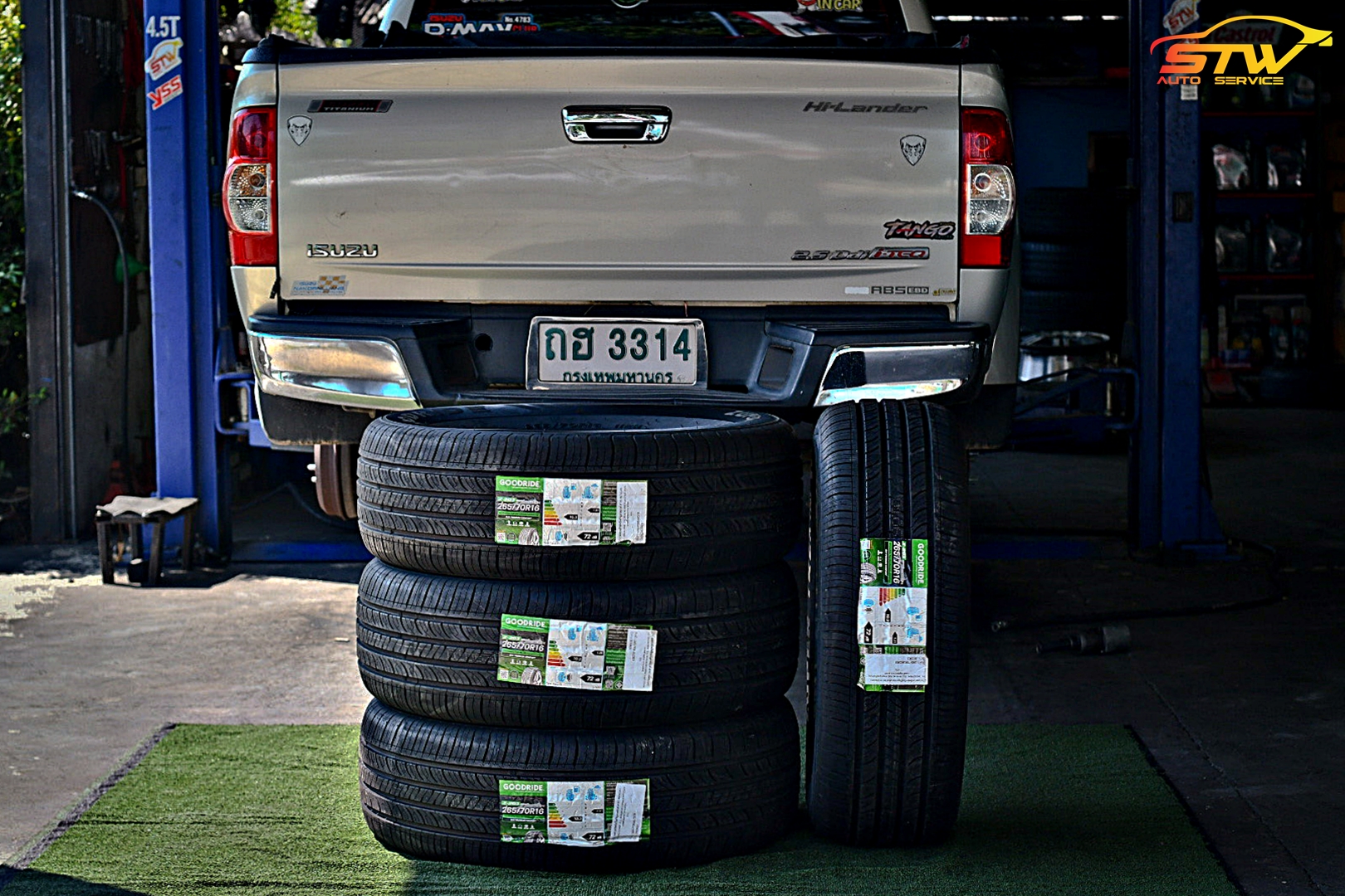 ยาง GOODRIDE ZUPER TREK Z-203 265/70R16 112H ติดตั้งใส่ ISUZU HI-Lander