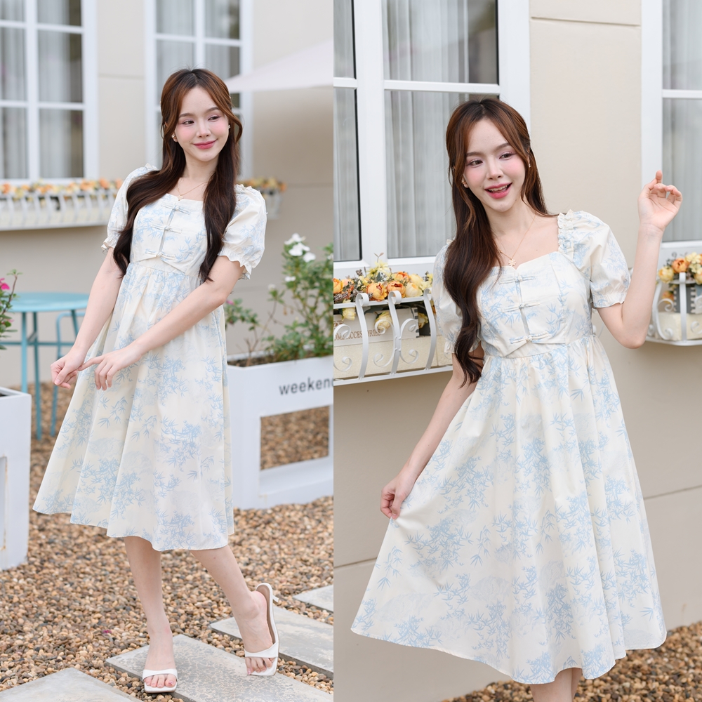 Ellie Leaves Dress เดรสกระดุมจีนลายใบไม้สีฟ้าบนพื้นสีครีม