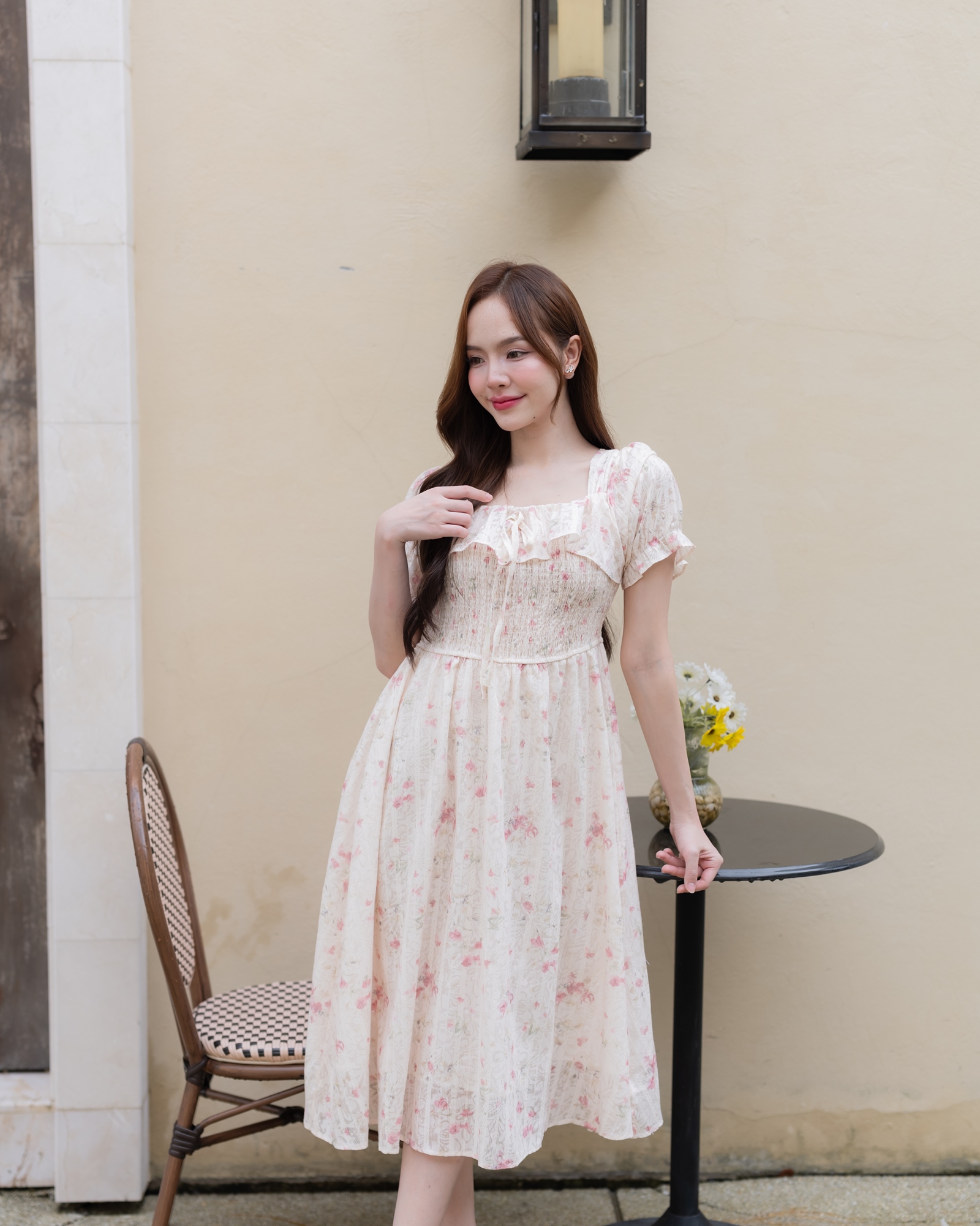Florence Vintage Dress : ลายดอกไม้สีชมพู