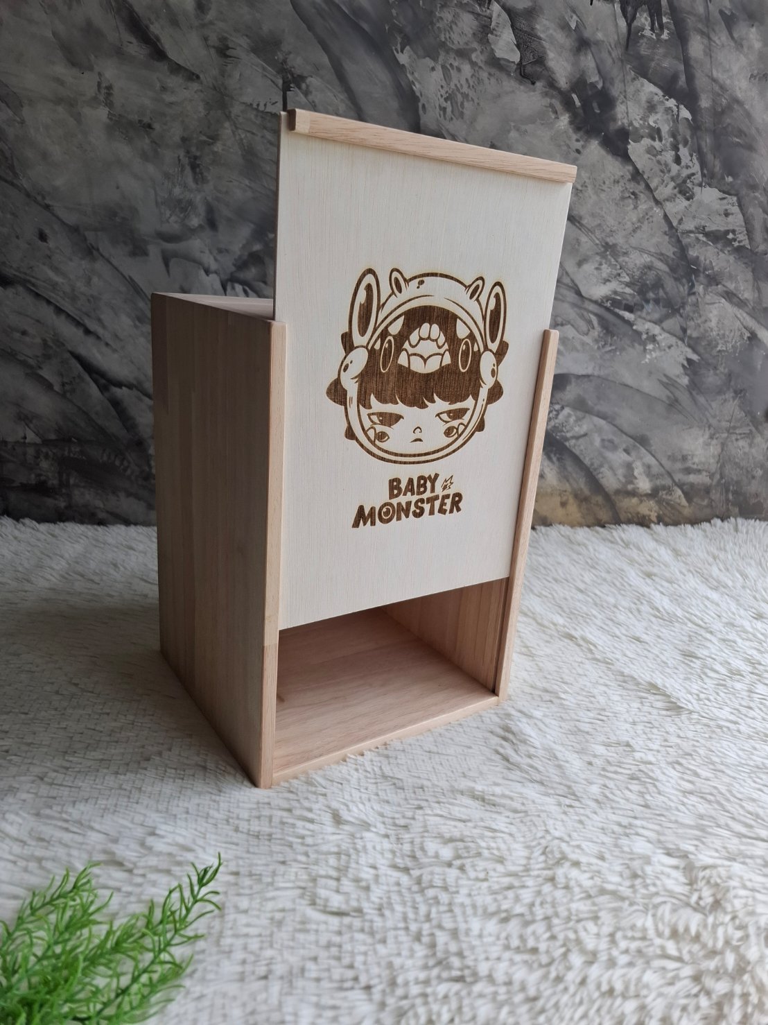 กล่องไม้ใส่งานโมเดล