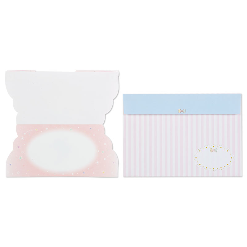 การ์ดเปล่า Sanrio & Seal Card แบบ Little Twin Stars สามารถเขียนด้านในได้ มีสติกเกอร์น่ารักให้แปะได้ 1 แผ่น มาพร้อมซองลายน่ารักเข้ากัน ขนาดประมาณ 16.2 x 11 ซม.