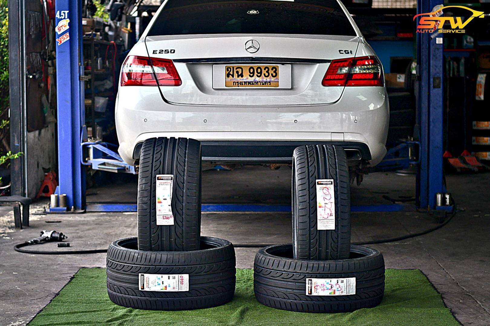 ยาง HANKOOK V12 Evo2 K120 F 245/35R19 93Y R 275/30R19 96Y ติดตั้งใส่ Mercedes Benz E250