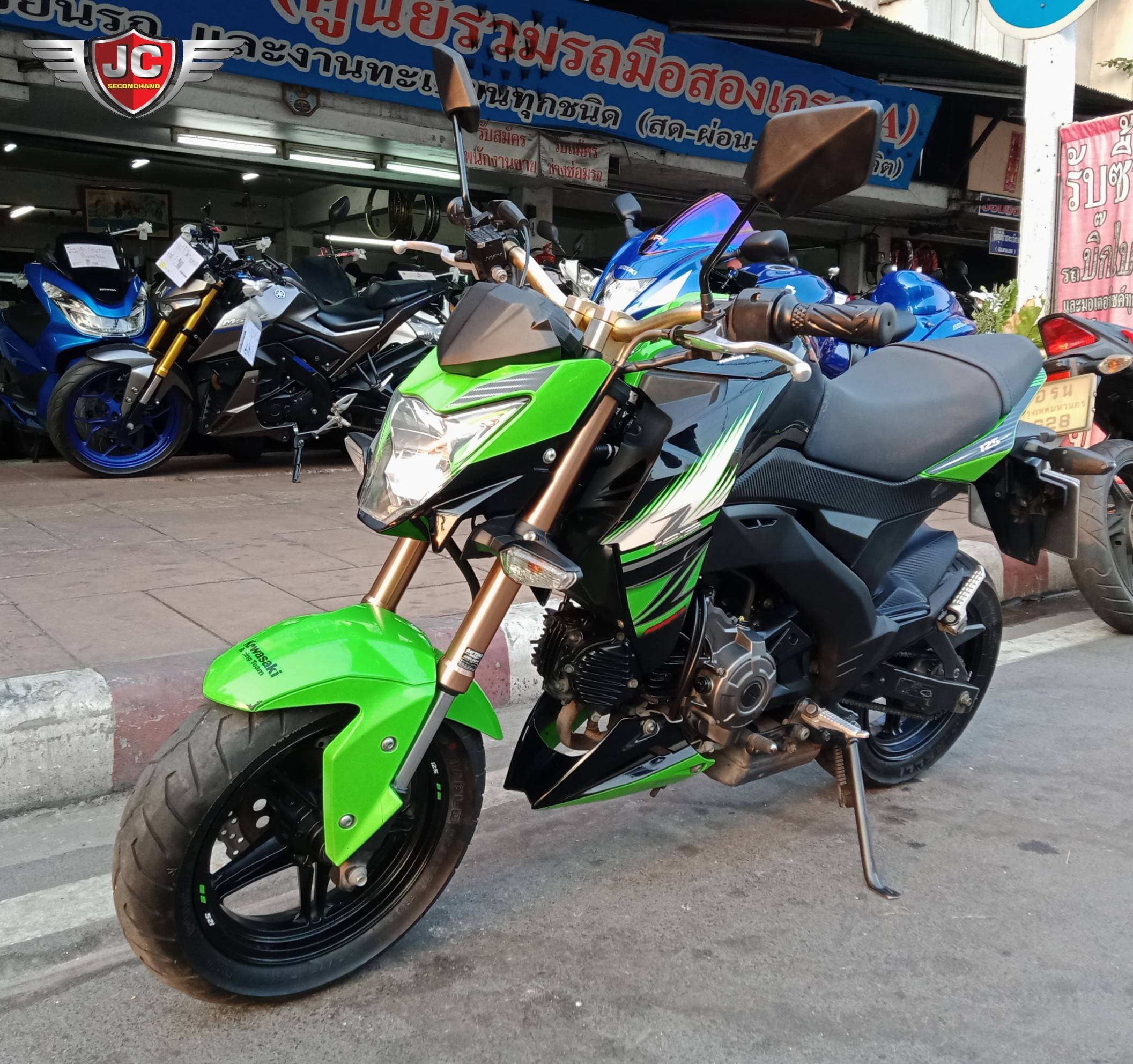 KAWASAKI Z125_PRO_KRT edition จดทะเบียนปลายปี59 รถบ้านแท้มือเดียว สไตล์ Mini naked เครื่องเป๊ะไม่เคยแกะ