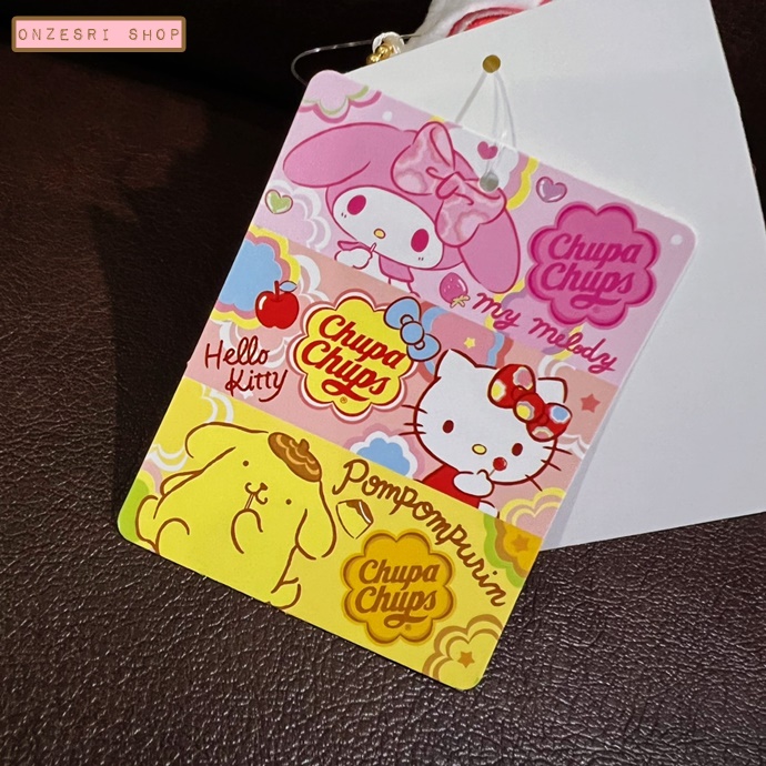 พวงกุญแจ Sanrio x Chupa Chups (Japan Limited) แบบ Hello Kitty ขนาด 12.5 x 10.5 x 5.5 ซม.