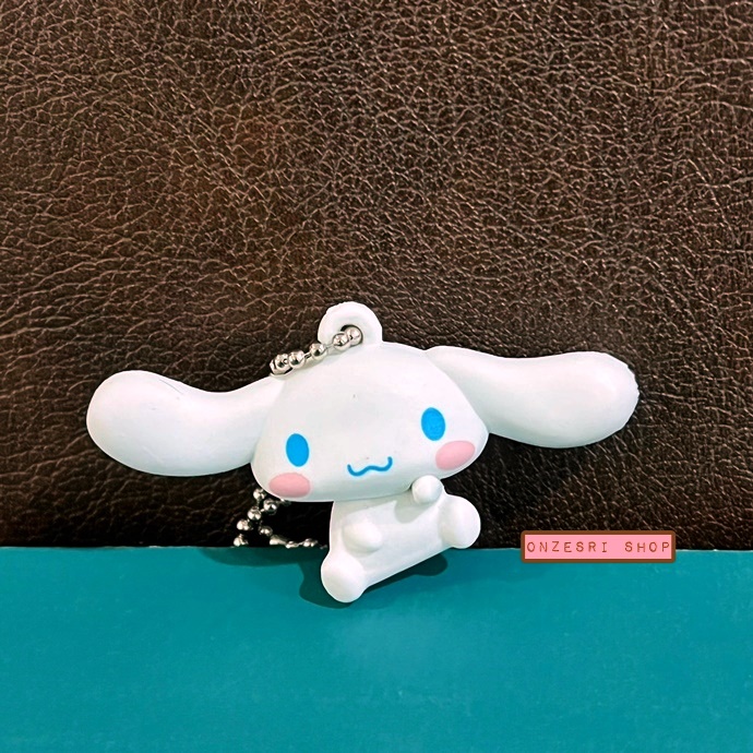 พวงกุญแจ Sanrio Characters Petanko Mascot Team White แบบ Cinnamoroll ขนาด 5.5 x 3 ซม.