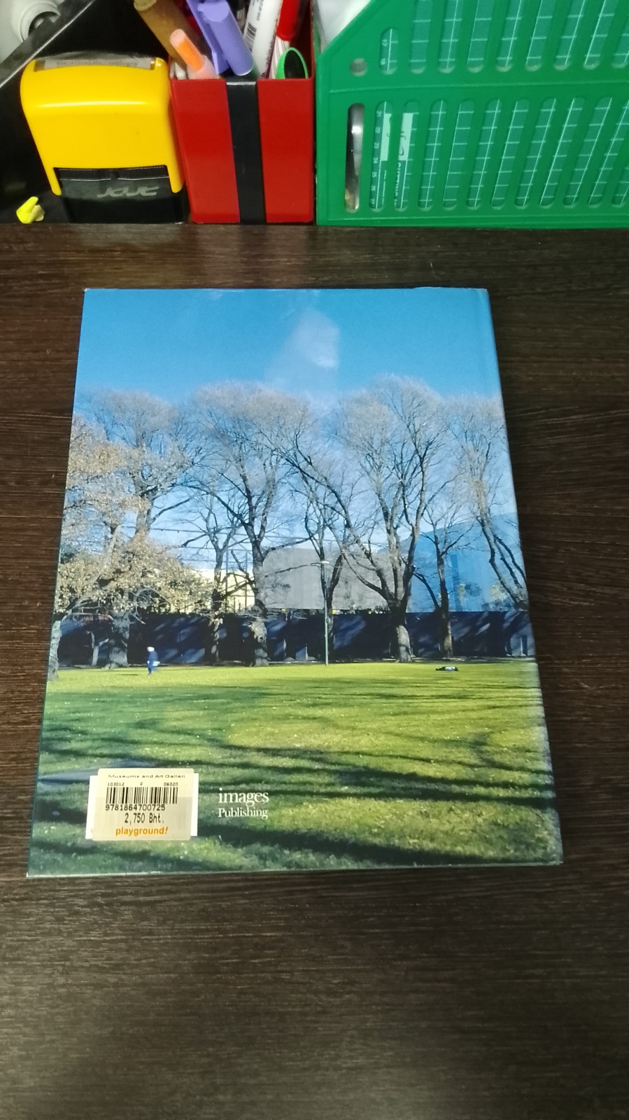 Museums and Art Galleries / Michael J. Crosbie