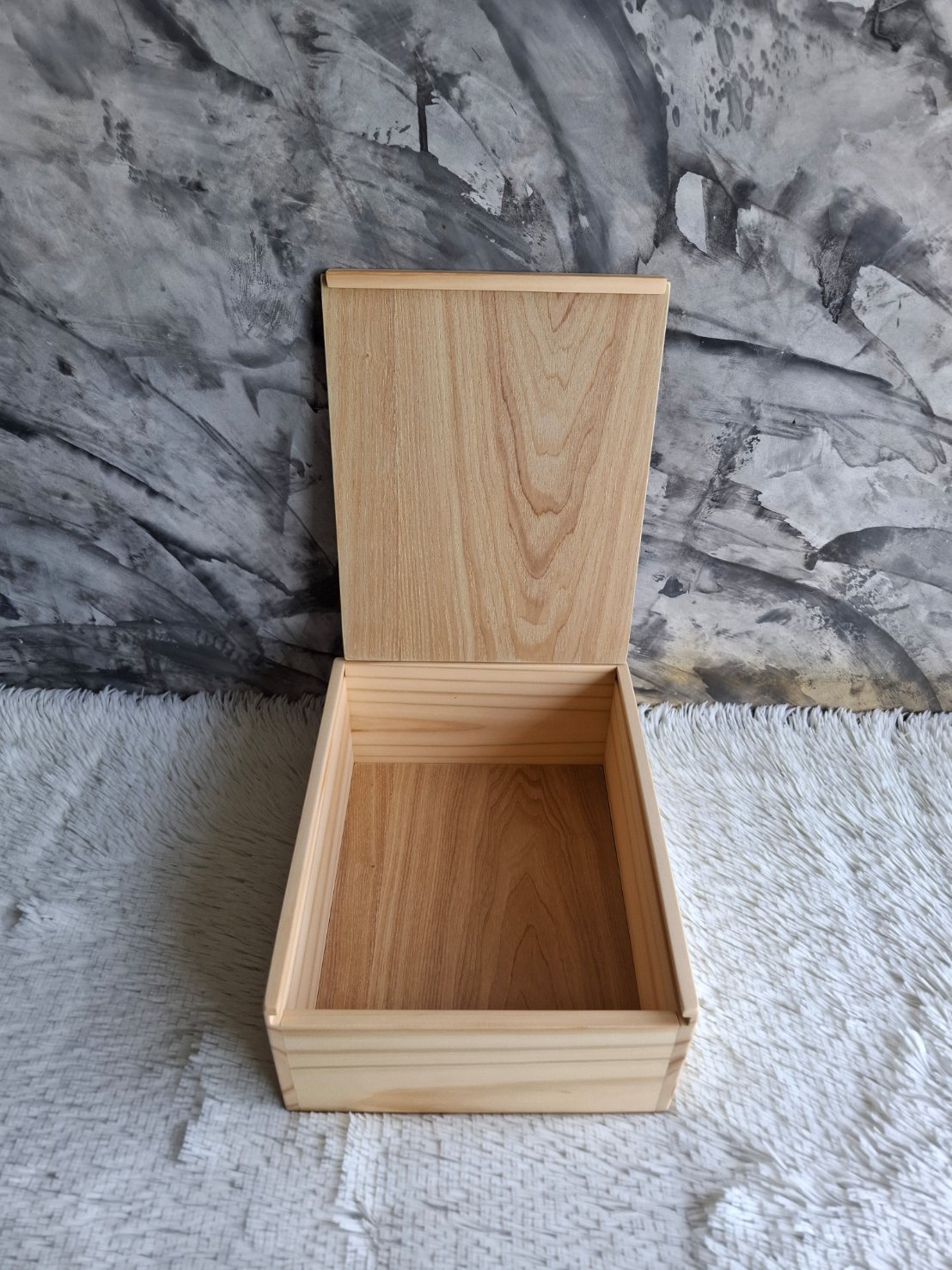 กล่องไม้สนฝาสไลด์