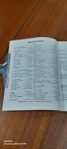 Children's Piano Pieces the Whole World Plays : No. 16 Wbole World Series