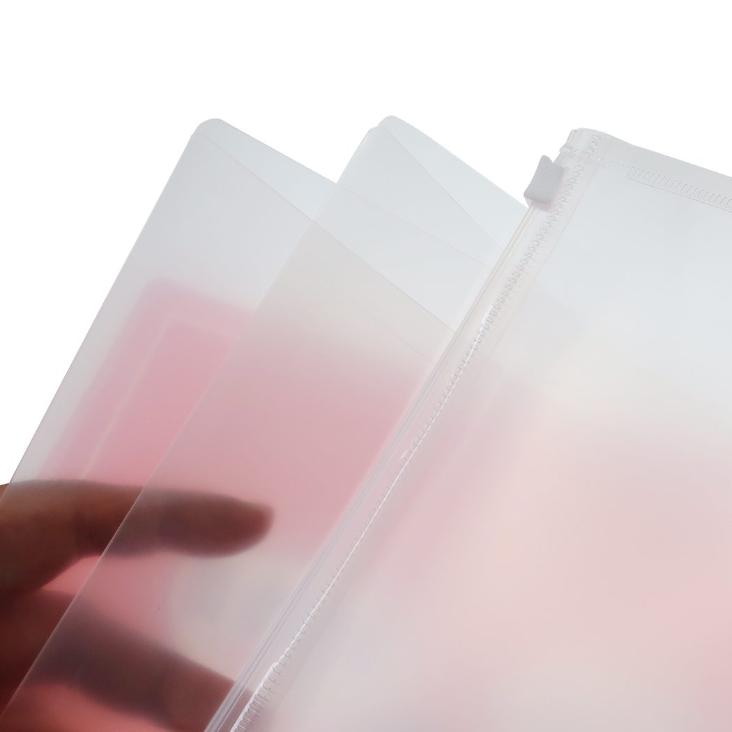 แฟ้ม A4 ลาย Moomin สีชมพูน้ำเงิน แยกใส่เอกสารได้ 6 ช่อง + 1 ช่องซิปด้านหลัง