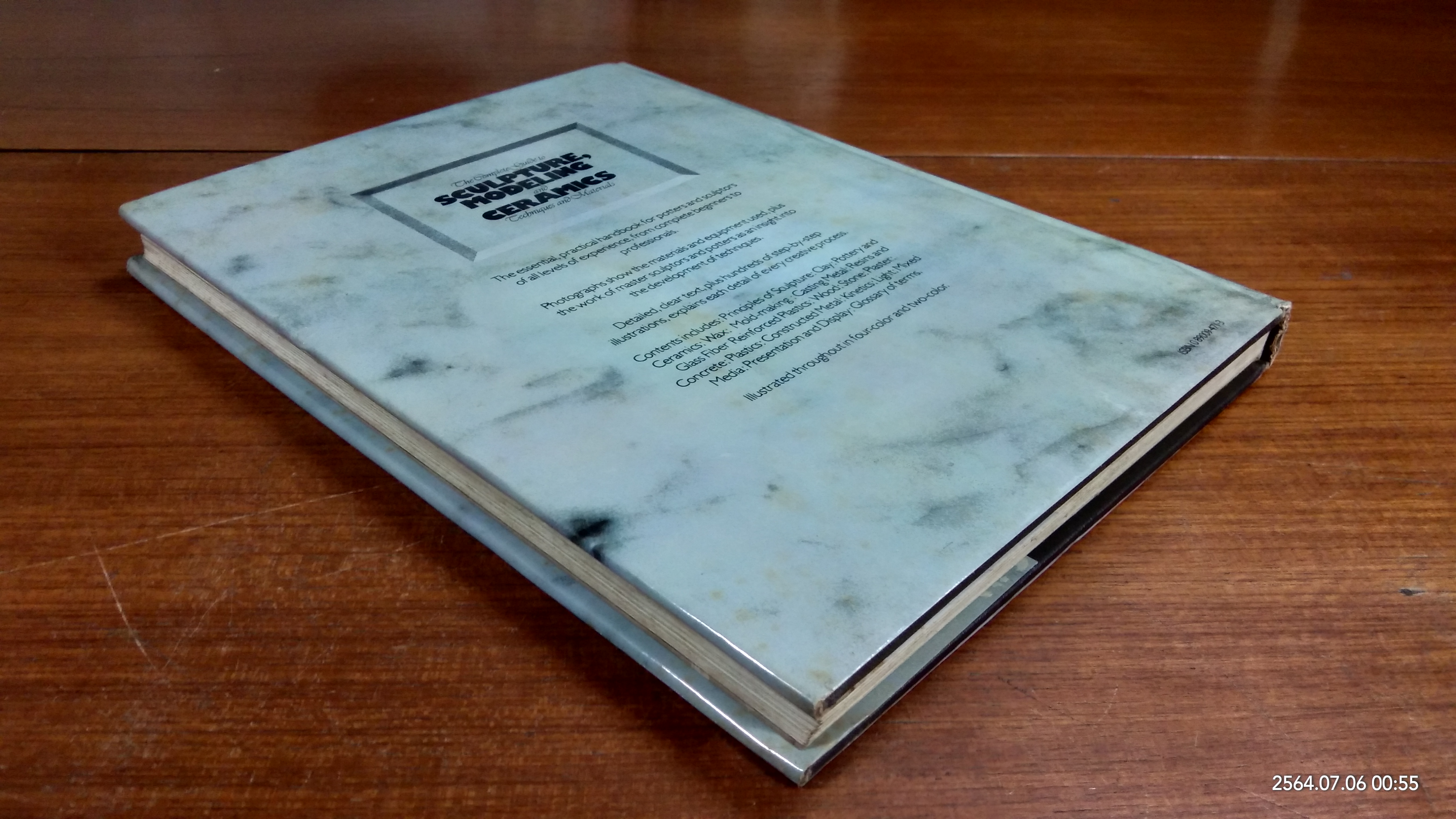 The Complete Guide to Sculpture, Modeling and Ceramics: Techniques and Materials / Barry Midgley